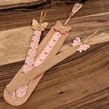 Load image into Gallery viewer, The MEADOWLARK Bookmark with FREE Holder