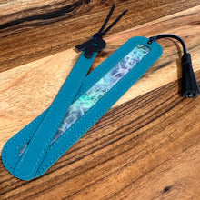 Load image into Gallery viewer, The MEADOWLARK Bookmark with FREE Holder