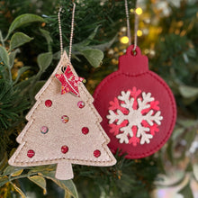 Load image into Gallery viewer, The CARDINAL Christmas Gift Tag