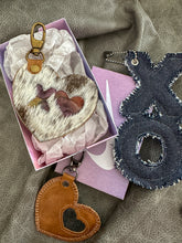 Load image into Gallery viewer, The LOVE BIRDS 2 Charm Pack