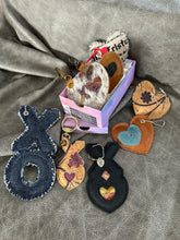 Load image into Gallery viewer, The LOVE BIRDS 2 Charm Pack