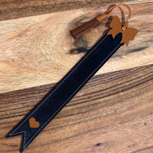 Load image into Gallery viewer, The MEADOWLARK Bookmark with FREE Holder