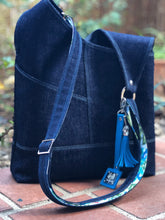 Load image into Gallery viewer, The Hummingbird Hobo REGULAR - FULL PATTERN