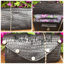 Load image into Gallery viewer, The CHICKADEE Clutch