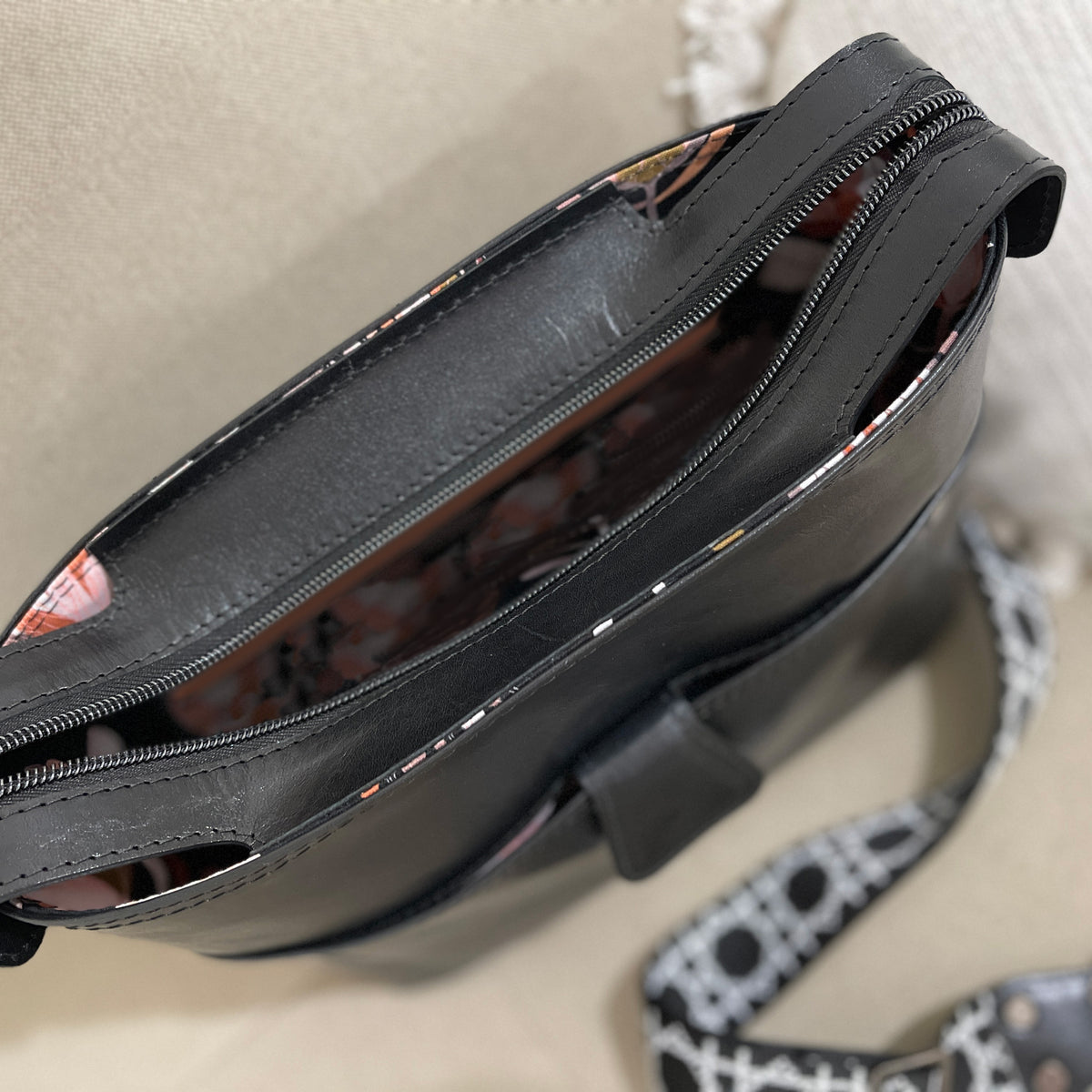 The SWIFT Handbag – Lockwood & Webb Designs